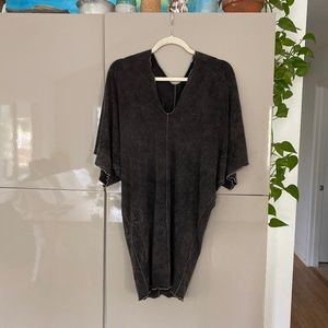 angelrox tunic/dress never worn. BNWOT. gray/black mottled.